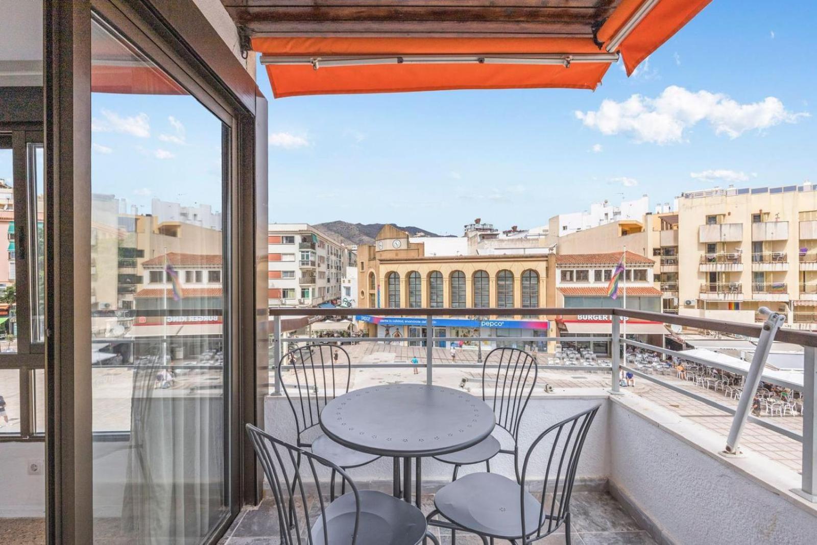 Nogalera Rainbow 2-Bedroom Apartment, Pool And Parking By Namaste Elite Торремолінос Екстер'єр фото