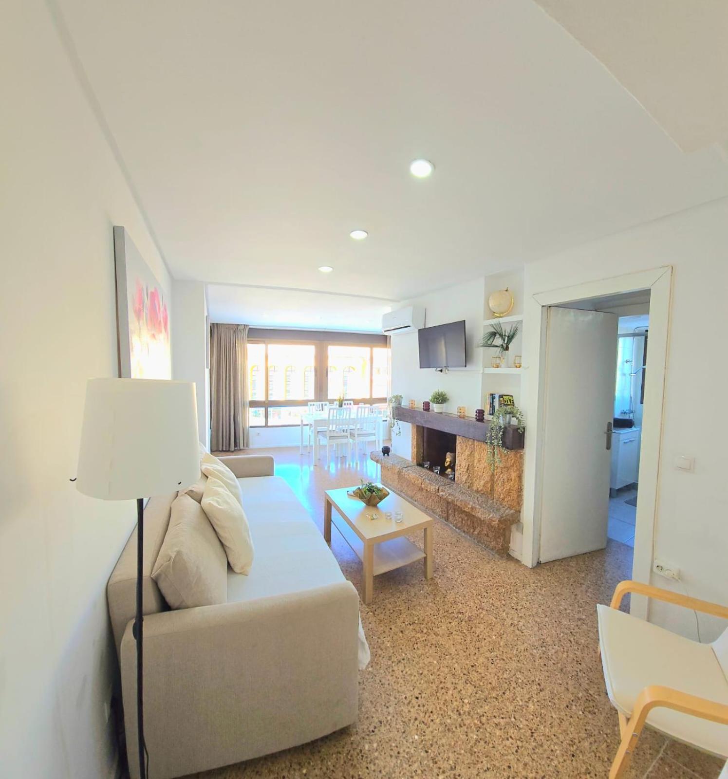 Nogalera Rainbow 2-Bedroom Apartment, Pool And Parking By Namaste Elite Торремолінос Екстер'єр фото