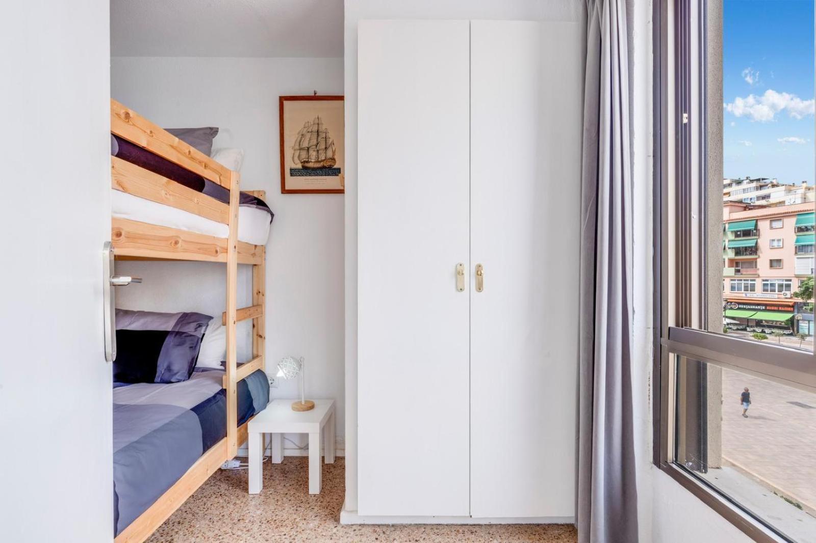 Nogalera Rainbow 2-Bedroom Apartment, Pool And Parking By Namaste Elite Торремолінос Екстер'єр фото