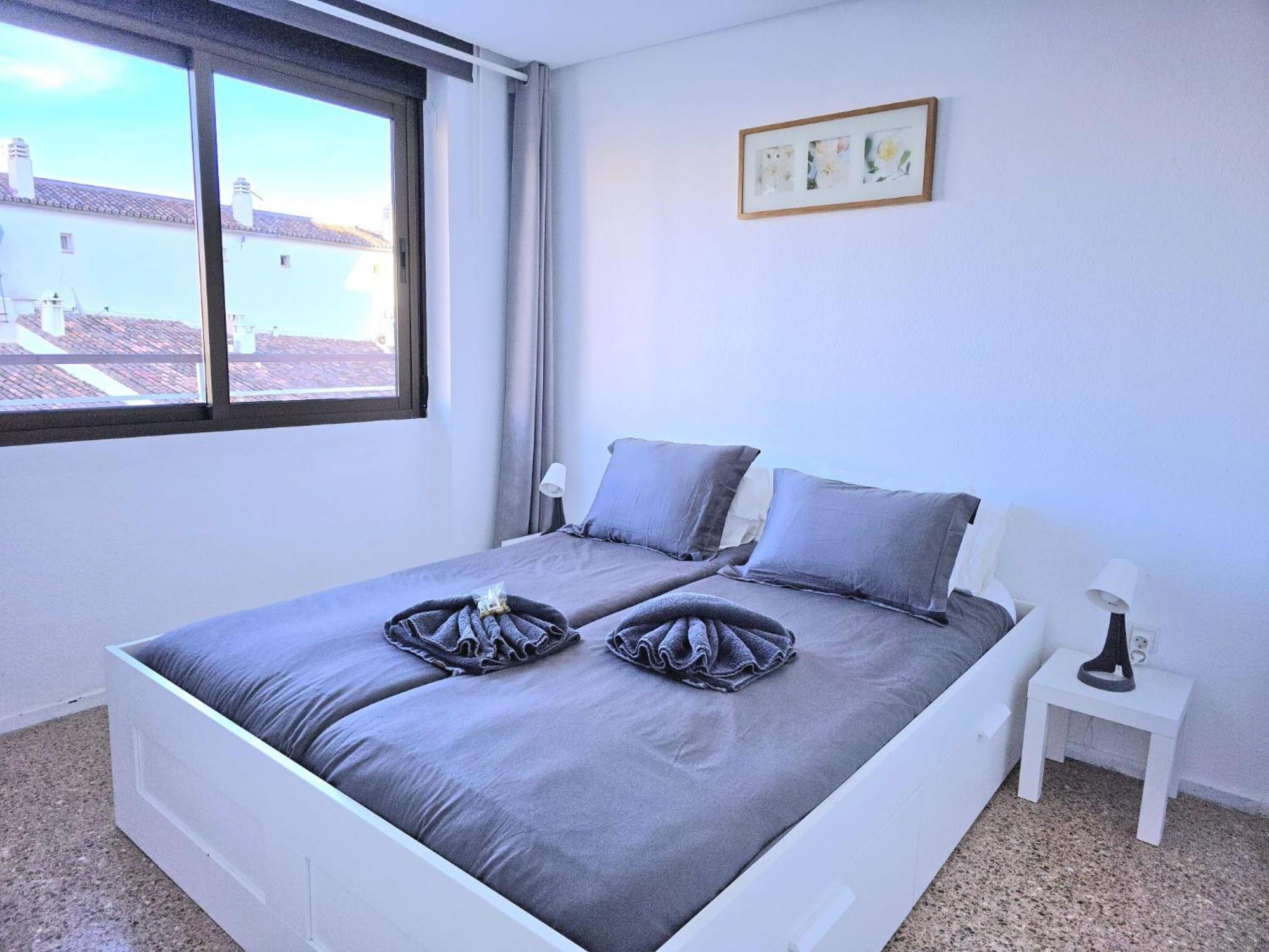 Nogalera Rainbow 2-Bedroom Apartment, Pool And Parking By Namaste Elite Торремолінос Екстер'єр фото